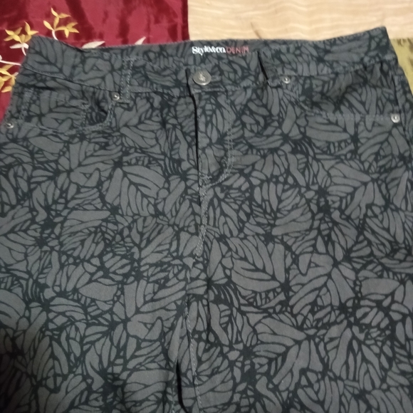 STYLE & COM. DENIM - Picture 1 of 3